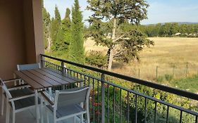 Apt 50m2 avec Balcon tout équipé proche d'Avignon